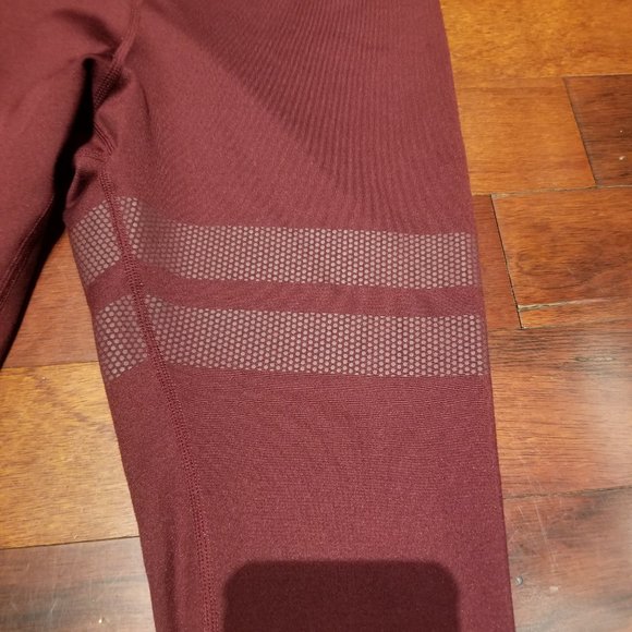 STRONGER leggings Wonder tights size small - Picture 2 of 4